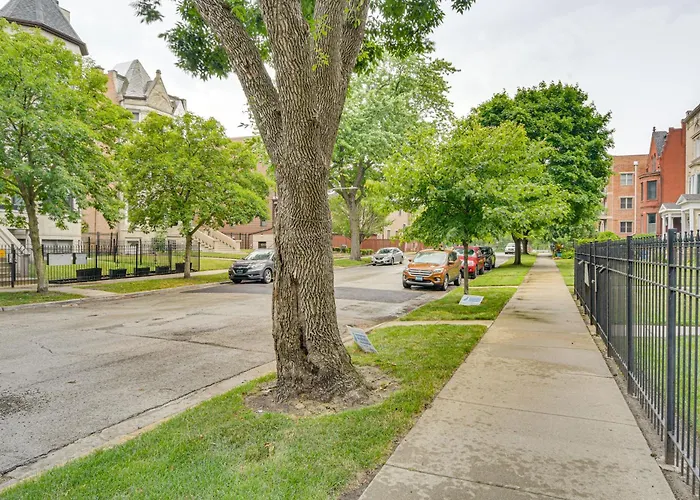 Walk To Michigan: W/ Yard Appartamento